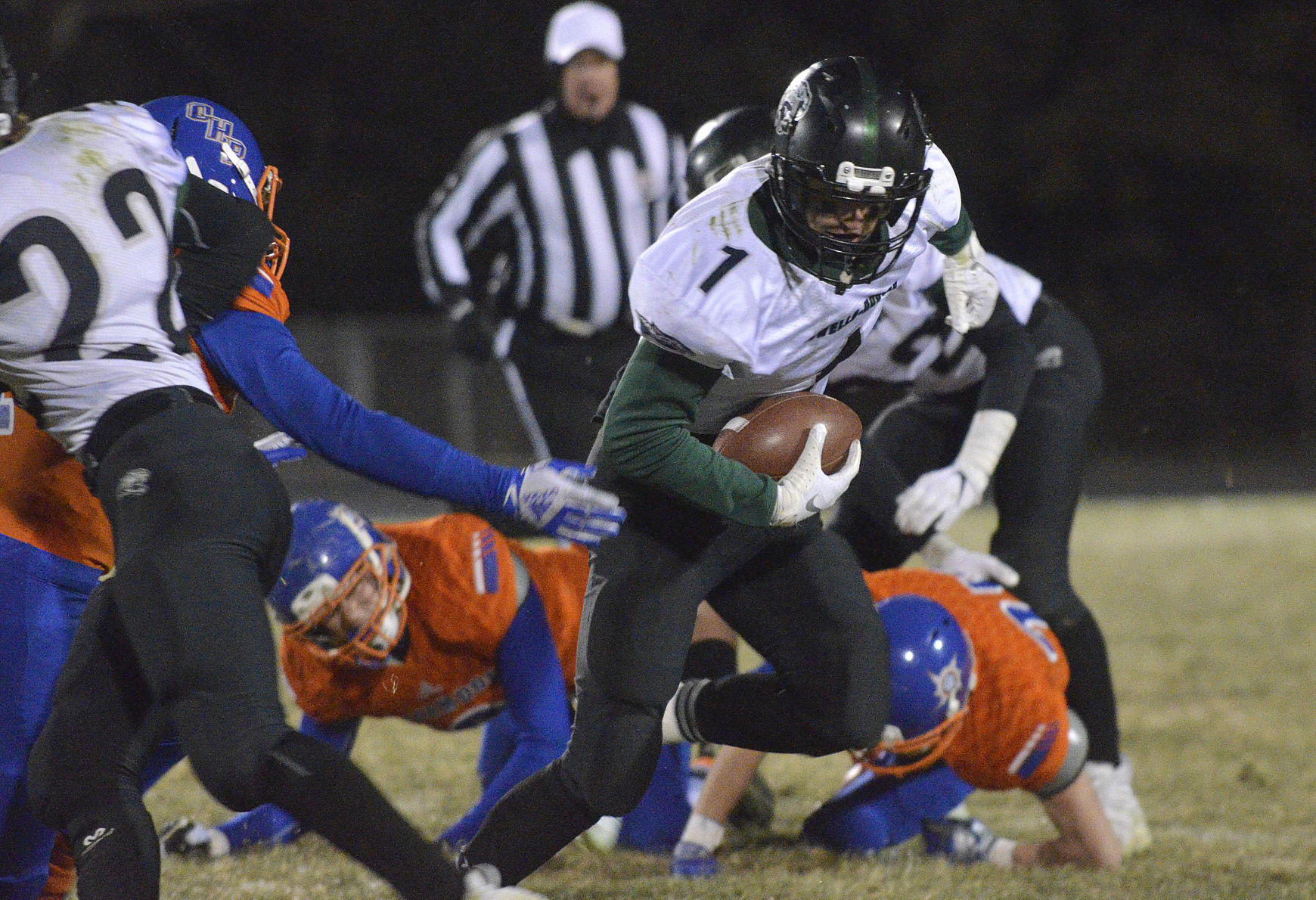 Howells-Dodge Football 11.12
